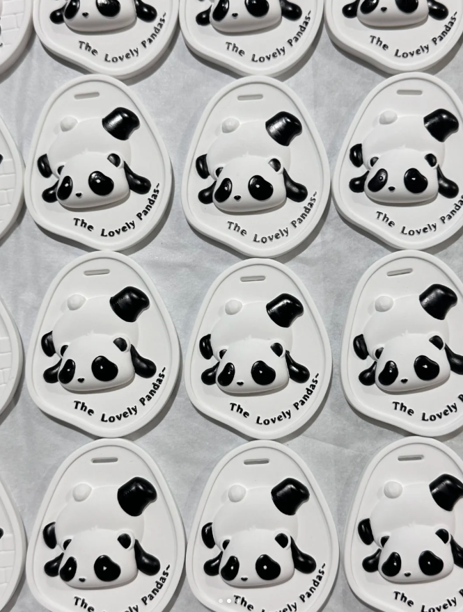 Panda bear face plaster aroma diffuser pendants in factory mass production batch for wholesale